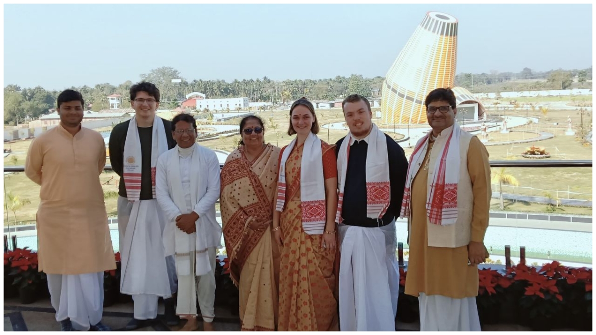 Batadrava Cultural Project Foreign Tourists