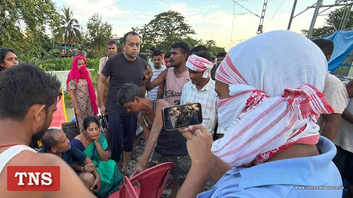 উজনি অসমৰ বানাক্ৰান্তৰ কাষত ধিঙৰ বিধায়ক মেহবুব মোক্তাৰ