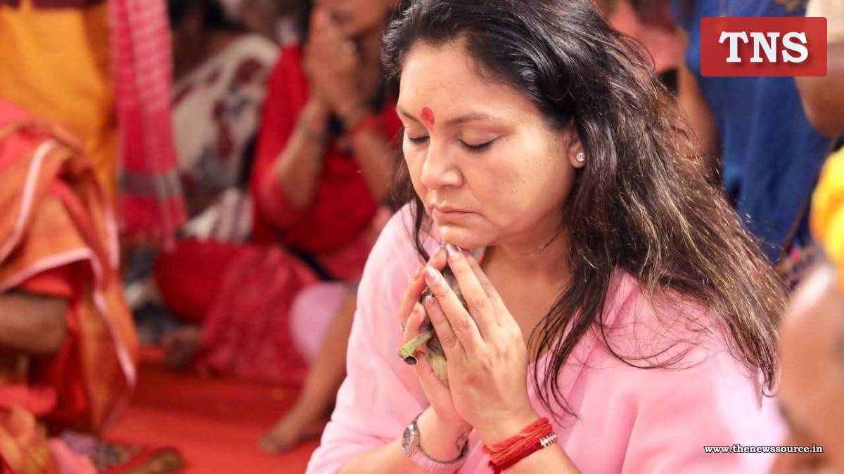 ককাদেউতা নাতি আৰু হাতী ২ ৰ উপাৰ্জনৰ ১ কোটি টকা বানাক্ৰান্তৰ সাহাৰ্য ঘোষণা ৰিণিকি ভূঞা শৰ্মাৰ
